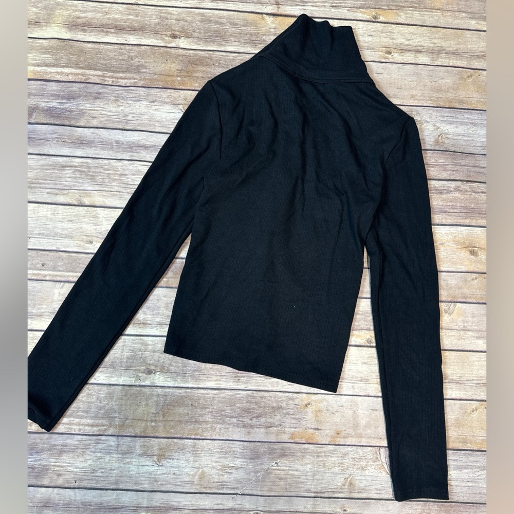 Steve Madden Collared Front Snap Button Long Slee… - image 3